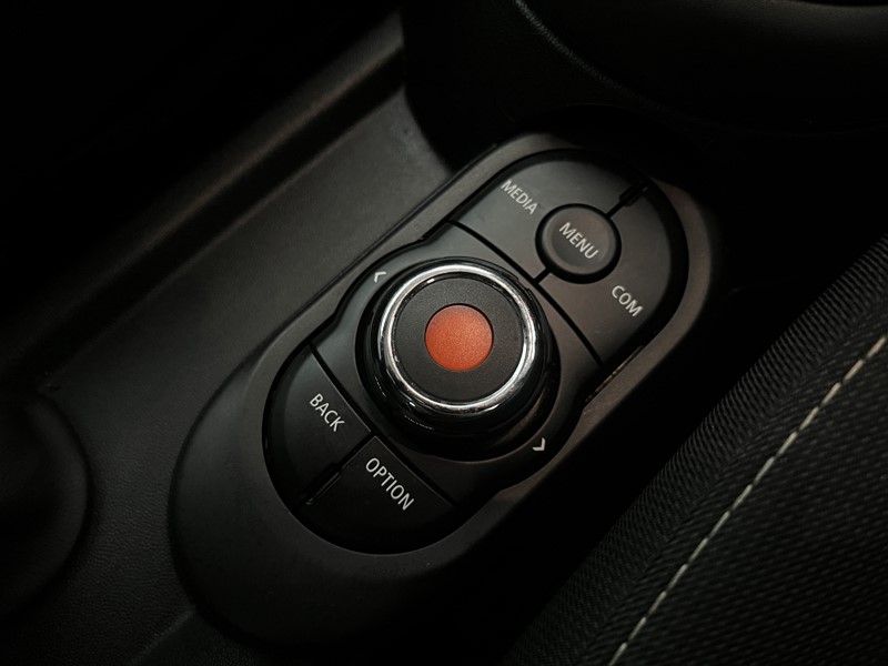 2019 (69) MINI HATCHBACK 1.5 Cooper Classic II 5dr 5097748