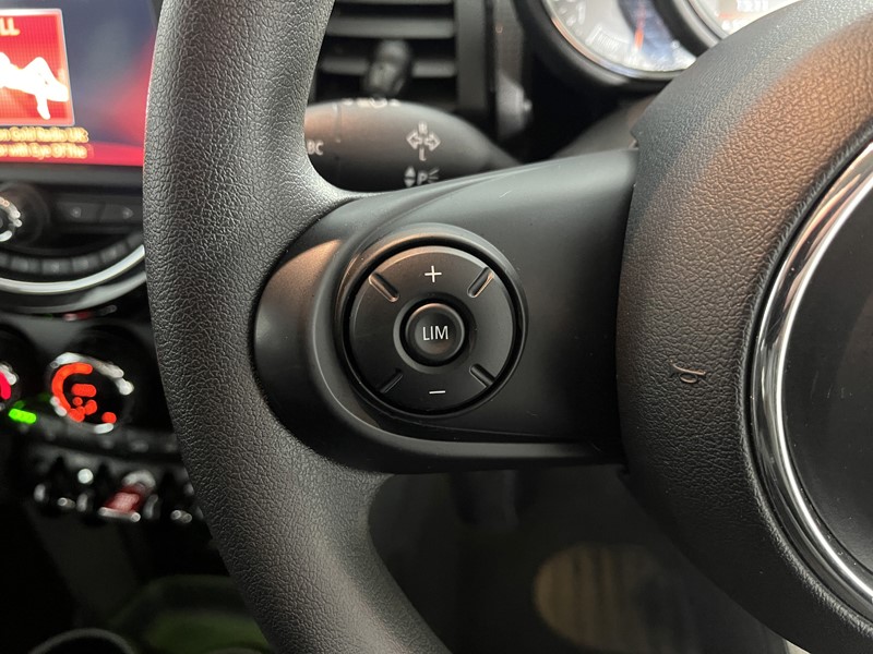 2019 (69) MINI HATCHBACK 1.5 Cooper Classic II 5dr 5097739