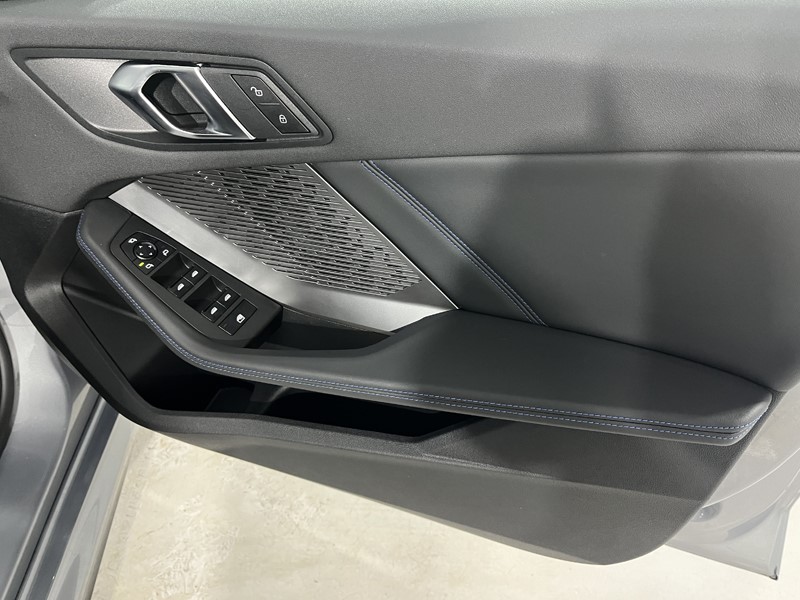 2025 (25) BMW 2 SERIES 220 M Sport 4dr Step Auto 5097563