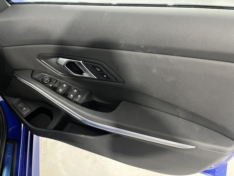 2026 (75) BMW 3 SERIES 320i M Sport 5dr Step Auto 5458606