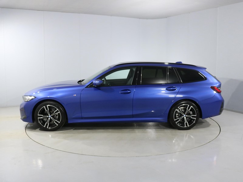 2026 (75) BMW 3 SERIES 320i M Sport 5dr Step Auto 5458637
