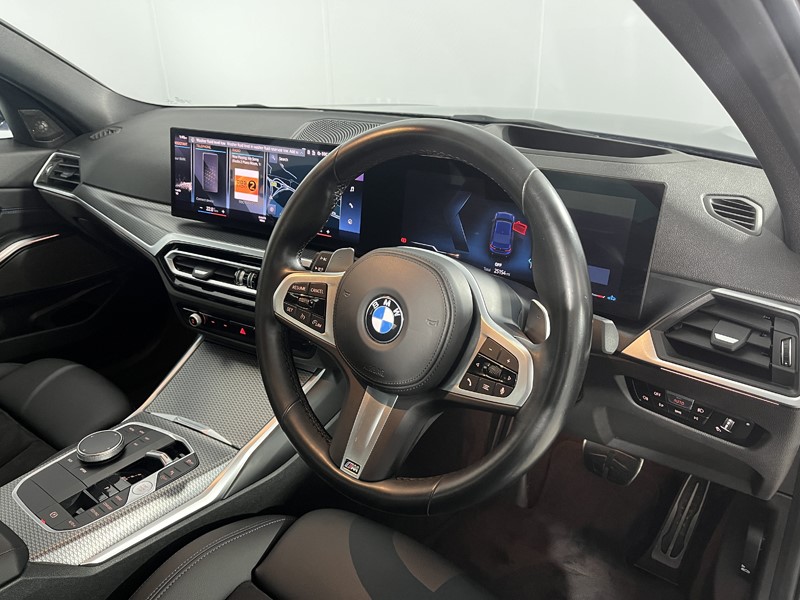 2022 (72) BMW 3 SERIES 320i xDrive M Sport 4dr Step Auto 5107839