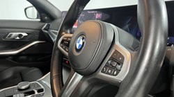 2022 (72) BMW 3 SERIES 320i xDrive M Sport 4dr Step Auto 5107856