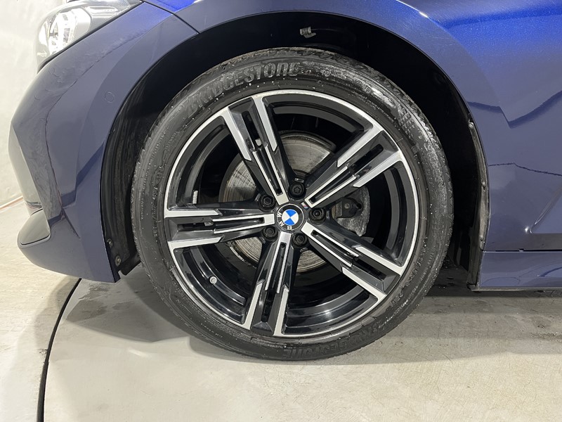 2022 (72) BMW 3 SERIES 320i xDrive M Sport 4dr Step Auto 5107847