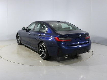 2022 (72) BMW 3 SERIES 320i xDrive M Sport 4dr Step Auto