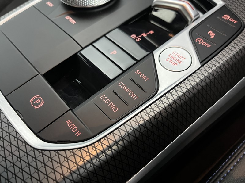 2022 (72) BMW 3 SERIES 320i xDrive M Sport 4dr Step Auto 5107869