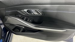 2022 (72) BMW 3 SERIES 320i xDrive M Sport 4dr Step Auto 5107853