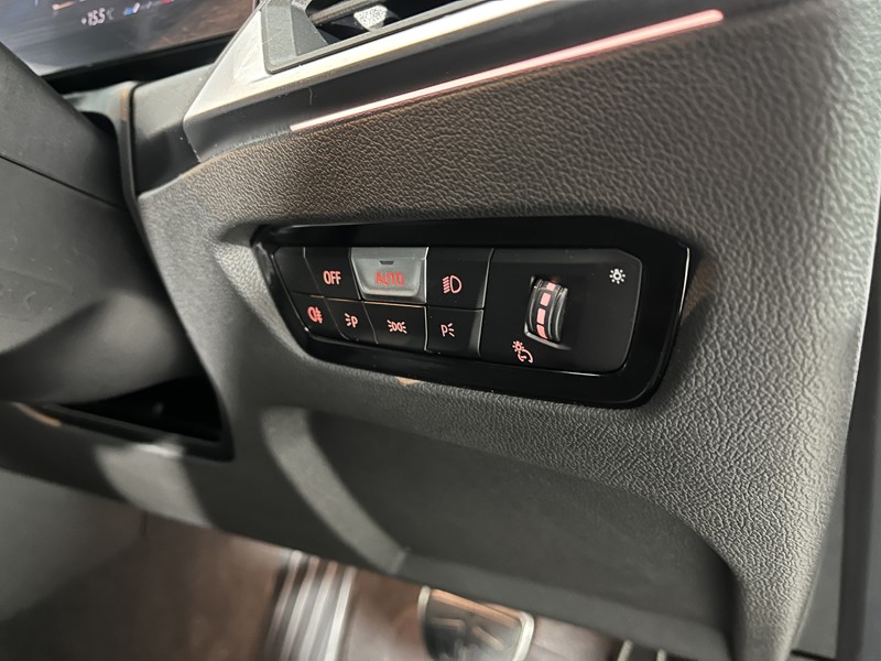 2022 (72) BMW 3 SERIES 320i xDrive M Sport 4dr Step Auto 5107855