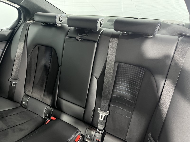 2022 (72) BMW 3 SERIES 320i xDrive M Sport 4dr Step Auto 5107845