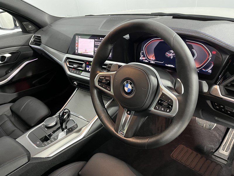 2020 (70) BMW 3 SERIES 320d xDrive MHT M Sport 4dr Step Auto 5128367