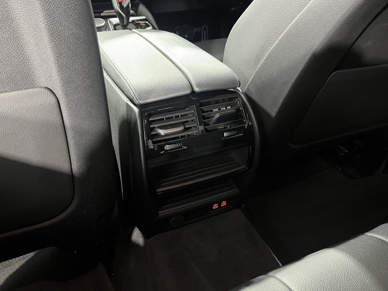 2022 (22) BMW 5 SERIES 530e M Sport 4dr Auto 5114596