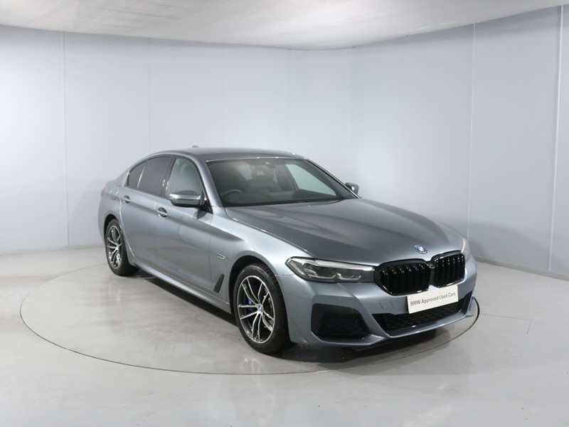 2022 (22) BMW 5 SERIES 530e M Sport 4dr Auto