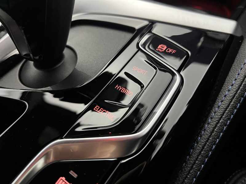 2022 (22) BMW 5 SERIES 530e M Sport 4dr Auto 5114590