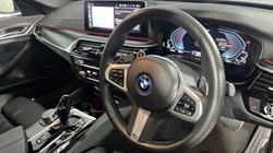2022 (22) BMW 5 SERIES 530e M Sport 4dr Auto 5114563