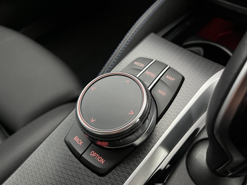 2022 (22) BMW 5 SERIES 530e M Sport 4dr Auto 5114589