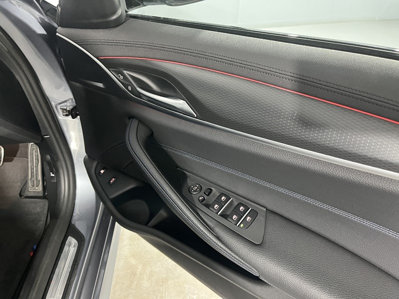 2022 (22) BMW 5 SERIES 530e M Sport 4dr Auto 5114577