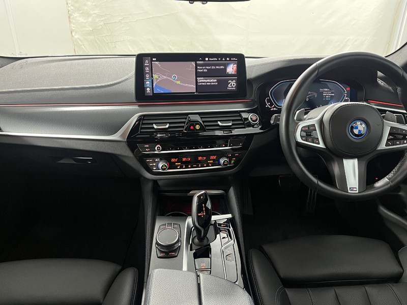 2022 (22) BMW 5 SERIES 530e M Sport 4dr Auto 5114561