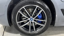 2022 (22) BMW 5 SERIES 530e M Sport 4dr Auto 5114571