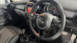 2018 (18) MINI HATCHBACK 1.5 Cooper II 3dr Auto 5115081