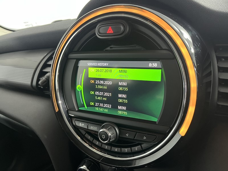 2018 (18) MINI HATCHBACK 1.5 Cooper II 3dr Auto 5115103