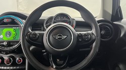 2018 (18) MINI HATCHBACK 1.5 Cooper II 3dr Auto 5115080