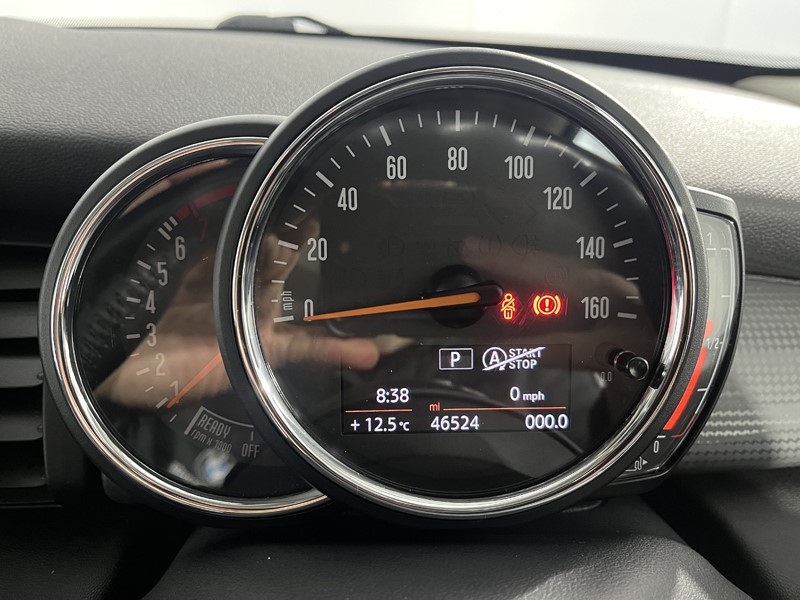 2018 (18) MINI HATCHBACK 1.5 Cooper II 3dr Auto 5115084