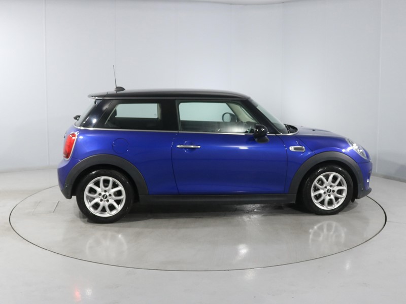 2018 (18) MINI HATCHBACK 1.5 Cooper II 3dr Auto 5115078