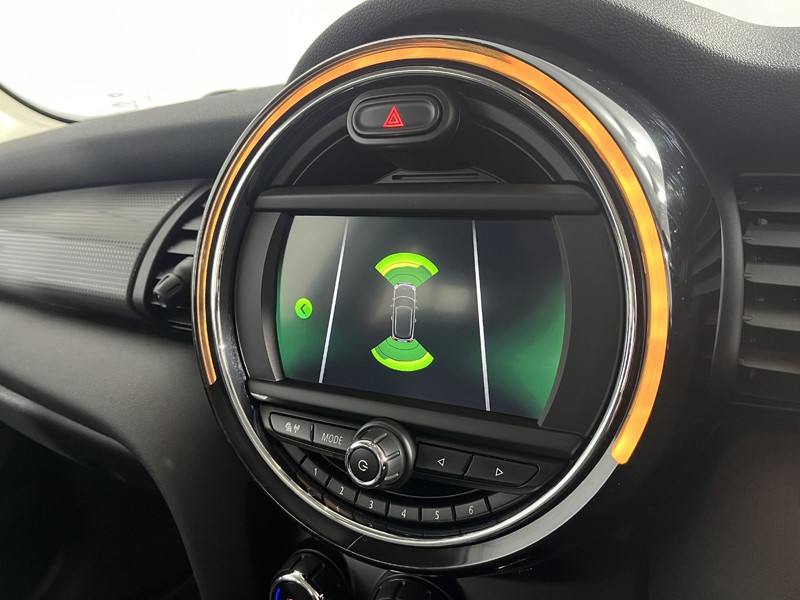 2018 (18) MINI HATCHBACK 1.5 Cooper II 3dr Auto 5115092