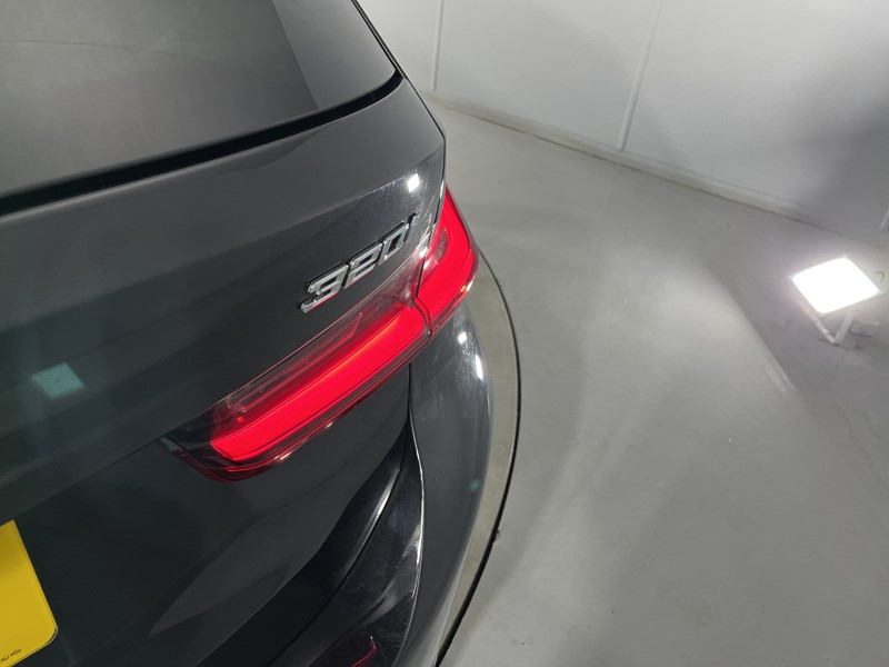 2023 (23) BMW 3 SERIES 320i M Sport 5dr Step Auto 5111008