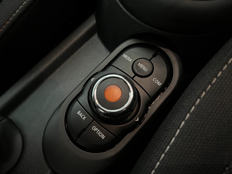 2020 (20) MINI HATCHBACK 1.5 Cooper Classic II 3dr 5164666