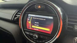 2020 (20) MINI HATCHBACK 1.5 Cooper Classic II 3dr 5164661