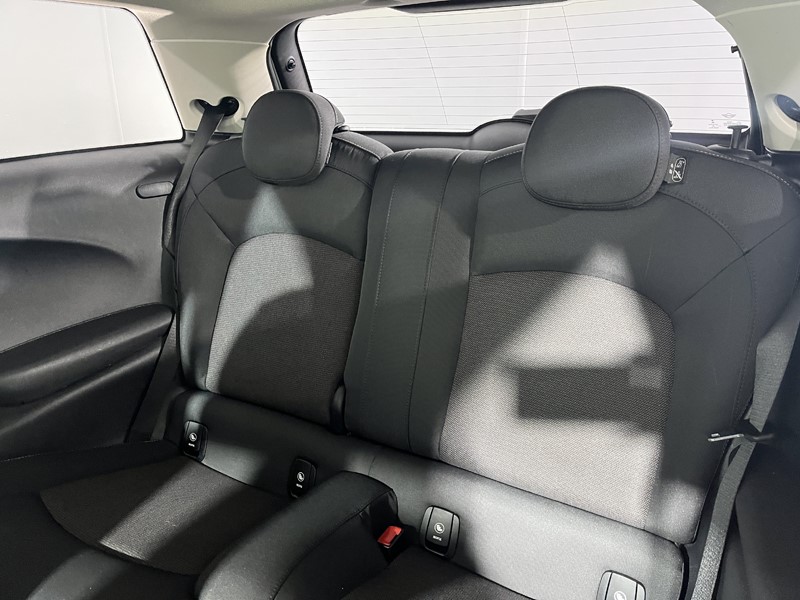 2020 (20) MINI HATCHBACK 1.5 Cooper Classic II 3dr 5164649