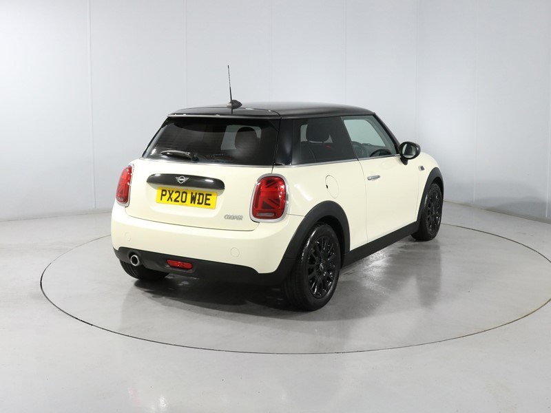 2020 (20) MINI HATCHBACK 1.5 Cooper Classic II 3dr 5164672