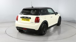 2020 (20) MINI HATCHBACK 1.5 Cooper Classic II 3dr 5164672