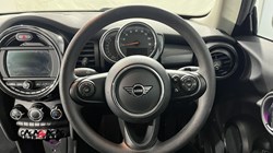 2020 (20) MINI HATCHBACK 1.5 Cooper Classic II 3dr 5164642