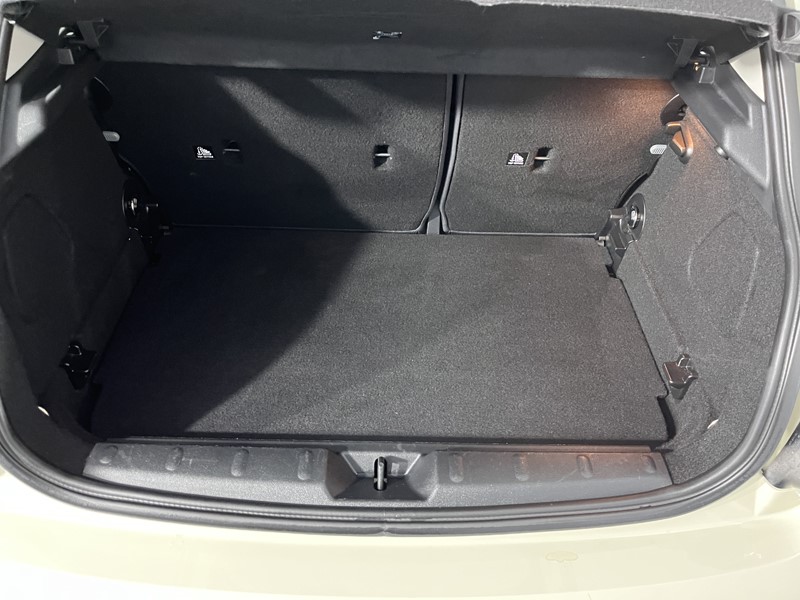 2020 (20) MINI HATCHBACK 1.5 Cooper Classic II 5dr [Comfort Pack] 5158272