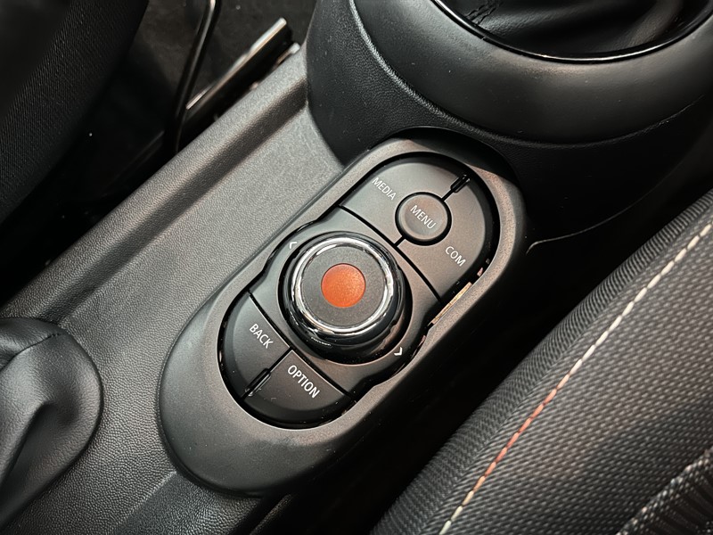 2020 (20) MINI HATCHBACK 1.5 Cooper Classic II 5dr [Comfort Pack] 5158290