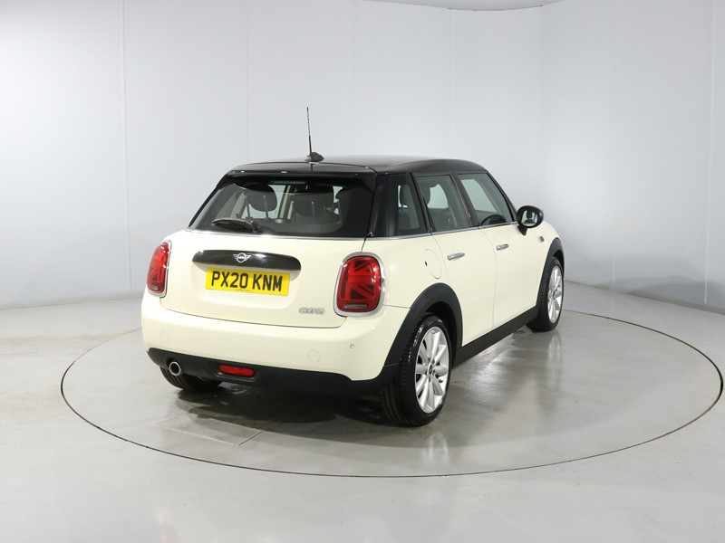 2020 (20) MINI HATCHBACK 1.5 Cooper Classic II 5dr [Comfort Pack] 5158298