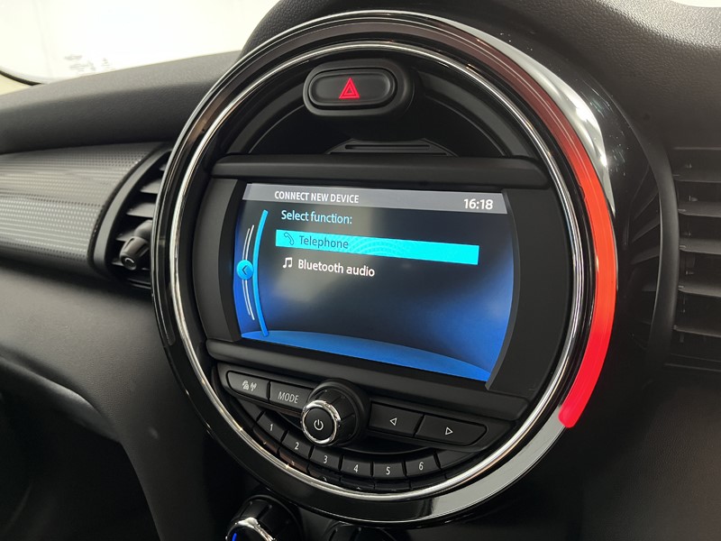 2020 (20) MINI HATCHBACK 1.5 Cooper Classic II 5dr [Comfort Pack] 5158286