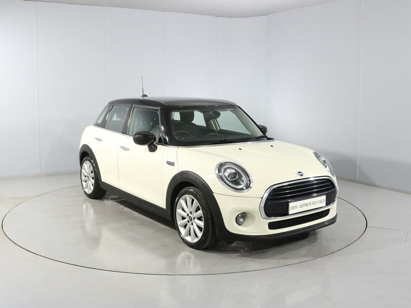 2020 (20) MINI HATCHBACK 1.5 Cooper Classic II 5dr [Comfort Pack]
