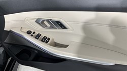 2019 (19) BMW 3 SERIES 330i M Sport 4dr Step Auto 5127050