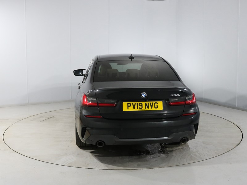 2019 (19) BMW 3 SERIES 330i M Sport 4dr Step Auto 5127045