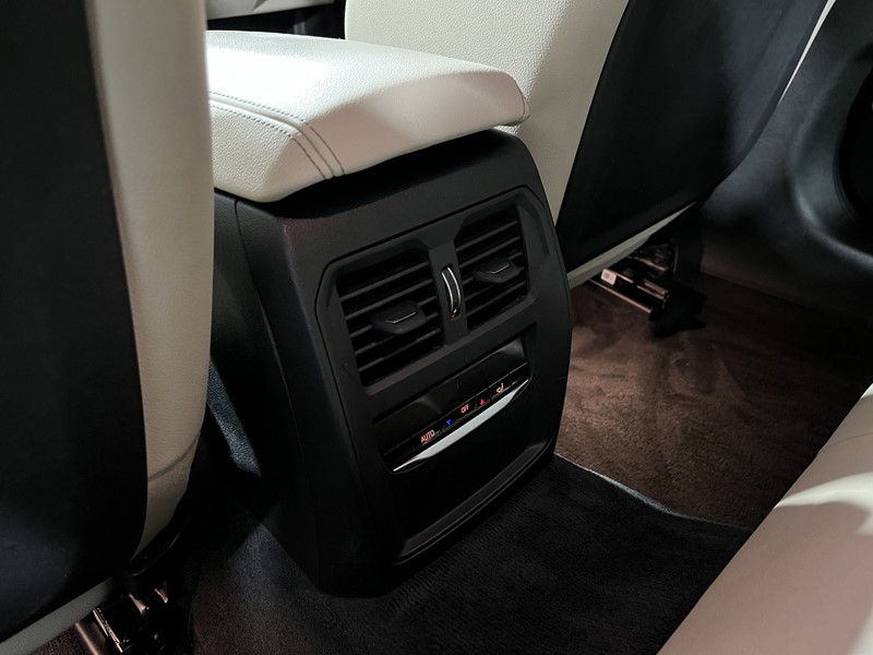 2019 (19) BMW 3 SERIES 330i M Sport 4dr Step Auto 5127072