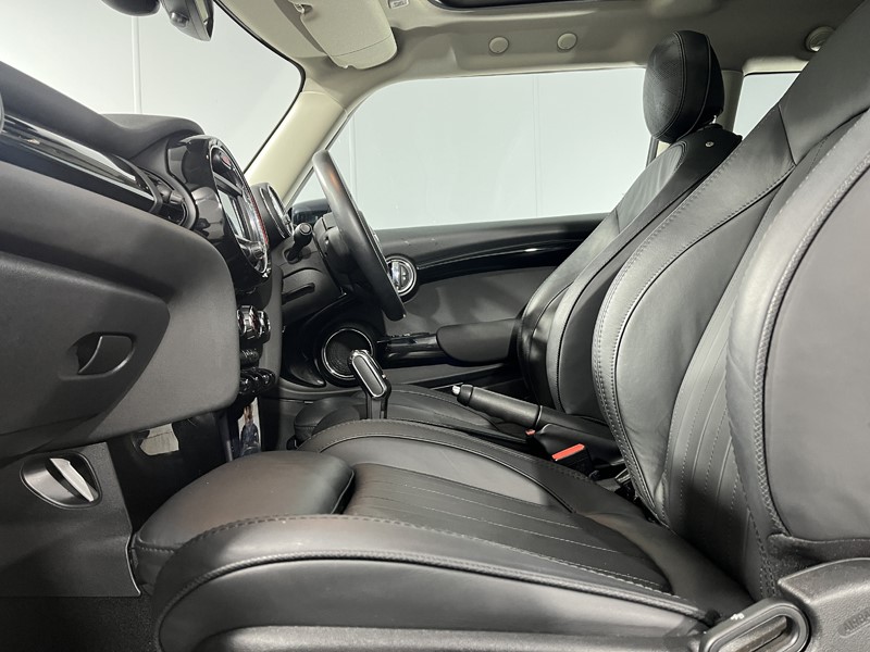 2021 (70) MINI HATCHBACK 1.5 Cooper Exclusive II 3dr Auto 5114547