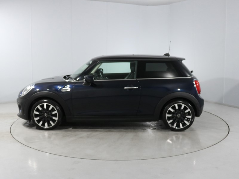 2021 (70) MINI HATCHBACK 1.5 Cooper Exclusive II 3dr Auto 5114557