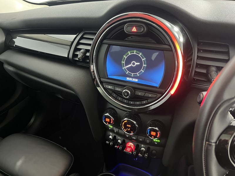 2021 (70) MINI HATCHBACK 1.5 Cooper Exclusive II 3dr Auto 5114520