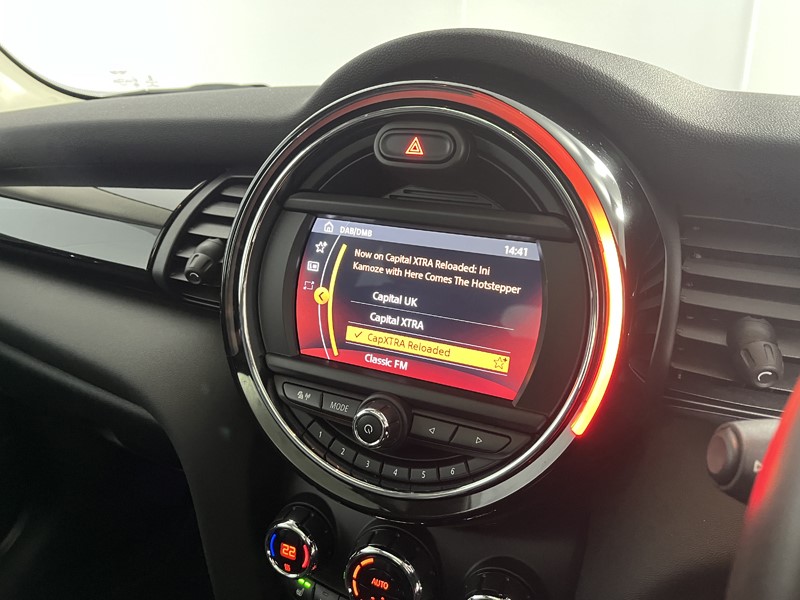 2021 (70) MINI HATCHBACK 1.5 Cooper Exclusive II 3dr Auto 5114540