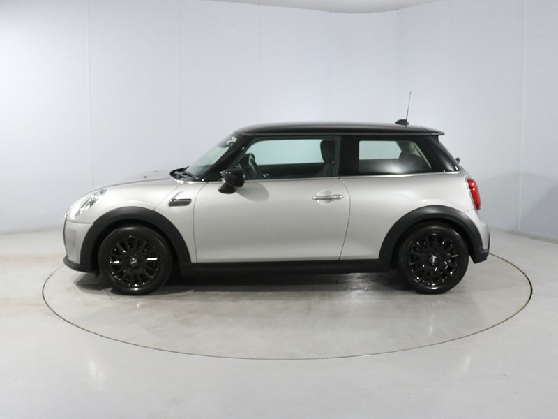 2023 (23) MINI HATCHBACK 1.5 Cooper Classic 3dr Auto 5121099