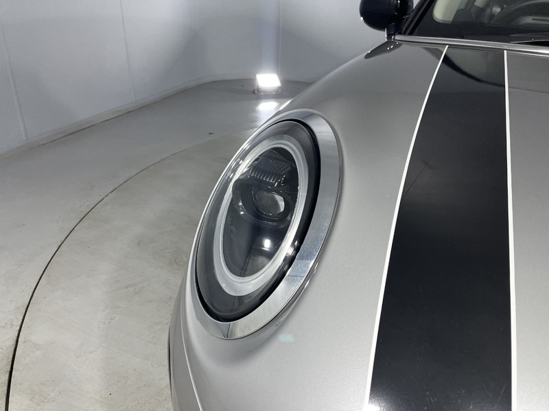 2023 (23) MINI HATCHBACK 1.5 Cooper Classic 3dr Auto 5121093