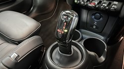 2022 (72) MINI HATCHBACK 1.5 Cooper Exclusive 3dr Auto 5139081